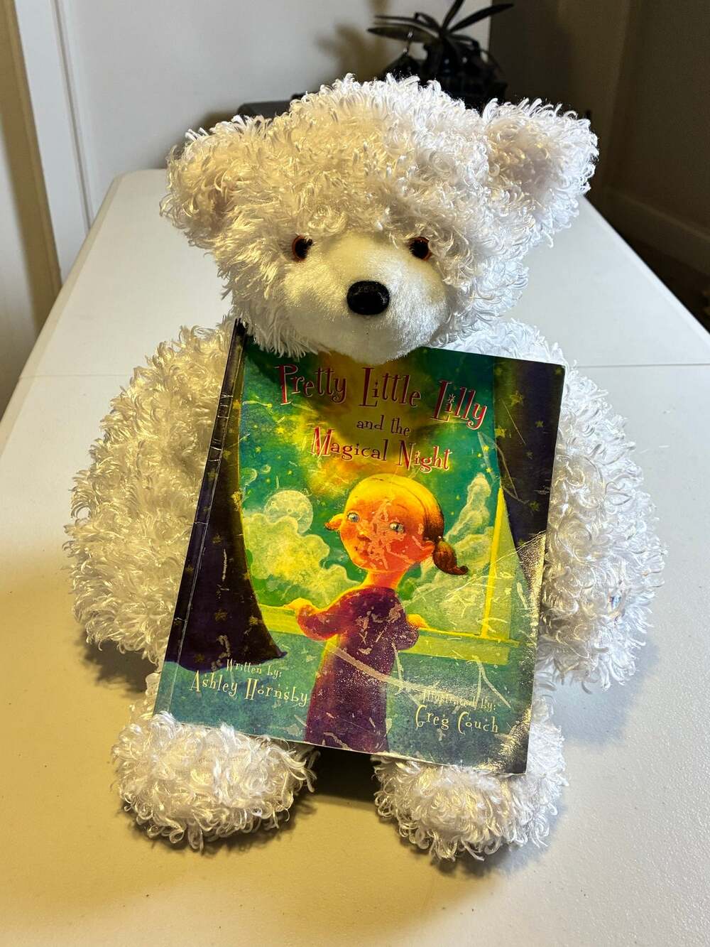Cepia Glo-E Bear 16” White Color Kinetics Light-Up Plush w/ Book Tested Working